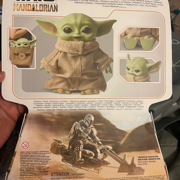 Grogu with carrying bag - Picture 2 of 3